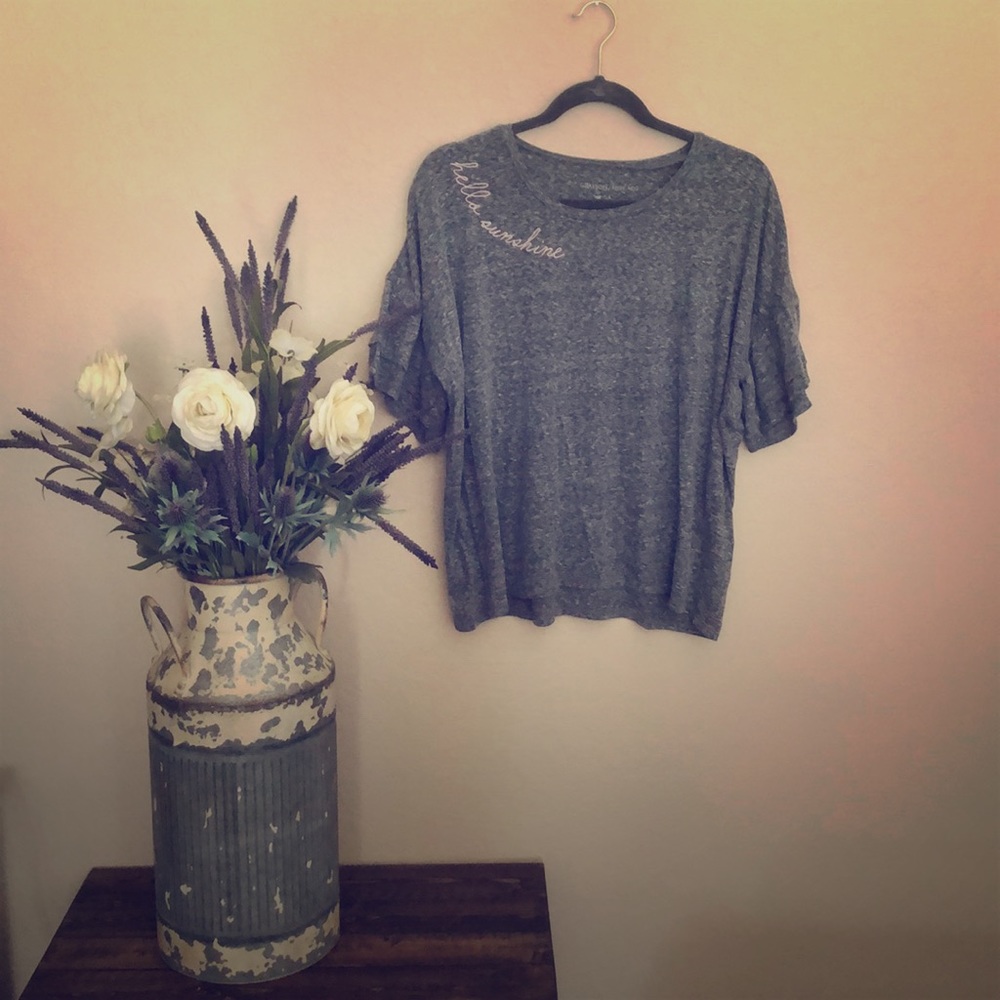 “Hello Sunshine” ruffle tee
